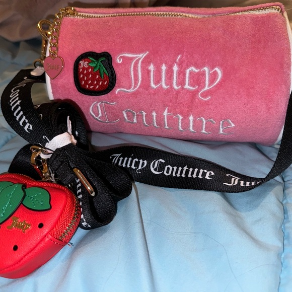 Juicy Couture Handbags - NWT Juicy Couture Pink Lemonade Sweet Juicy Barrel Bag